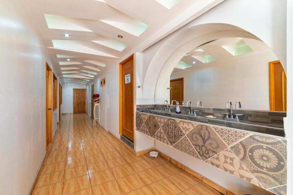 Hostal Casa Pajaritos 塔斯科·德·阿拉尔孔 外观 照片
